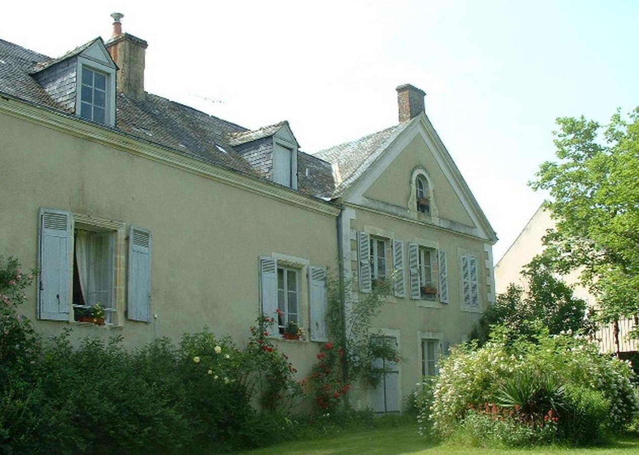Chambres D'Hotes Le Pont Romain Montfort-le-Gesnois Exterior photo